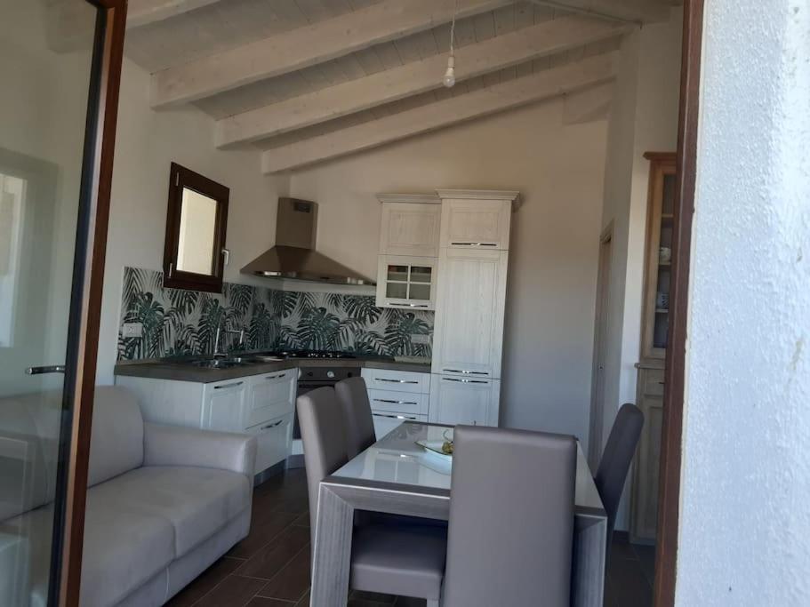טנאונלה Villa Indipendente Al Mare Budoni מראה חיצוני תמונה
